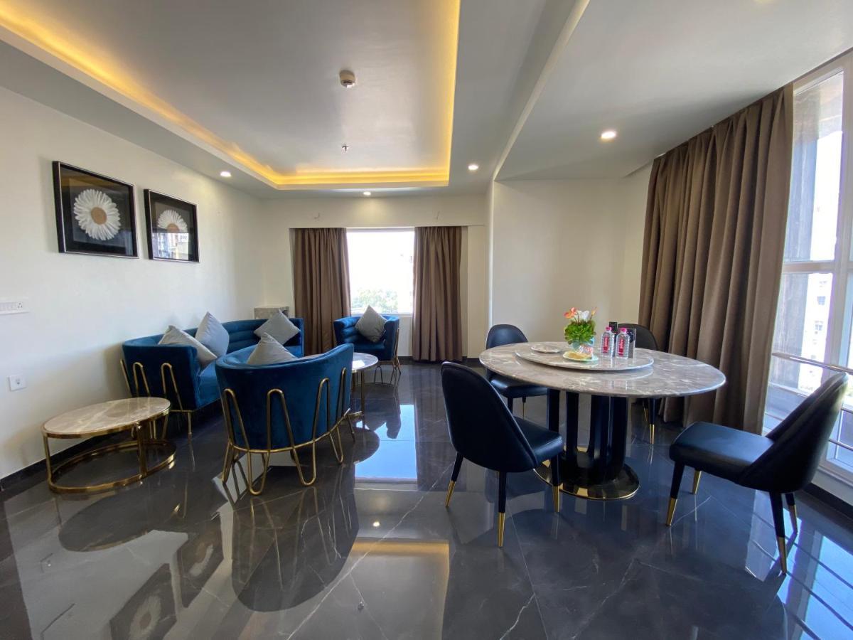 Apricot Hotel , อาเมดาบัด ภายนอก รูปภาพ
