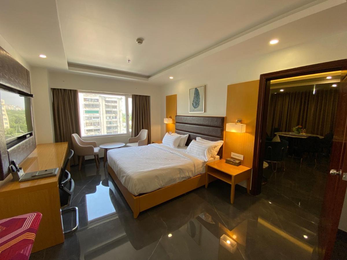 Apricot Hotel , อาเมดาบัด ภายนอก รูปภาพ